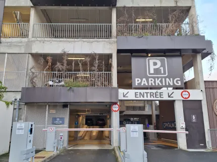 Parking des Collines