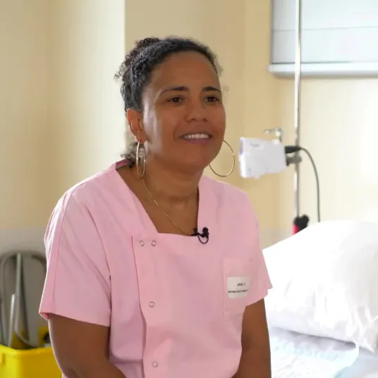 Caroline, sage-femme