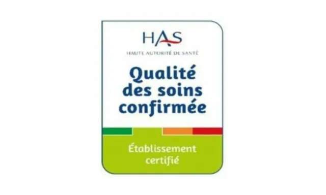 Logo certification vert clair