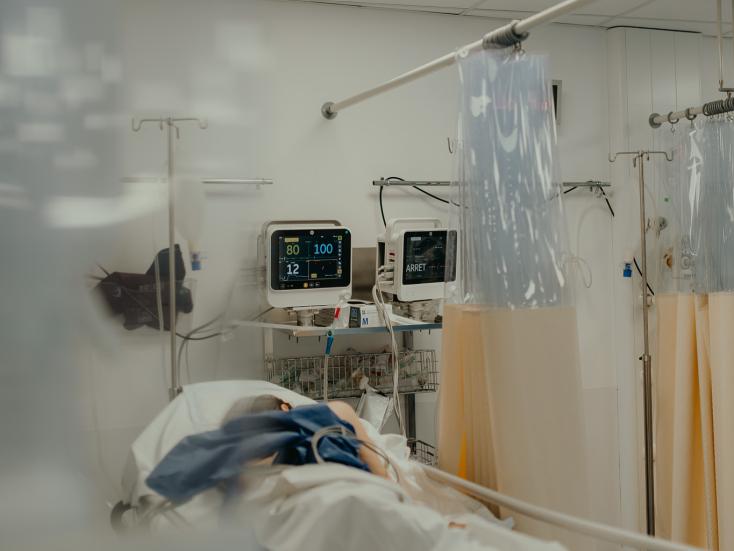 Patient en salle de réveil