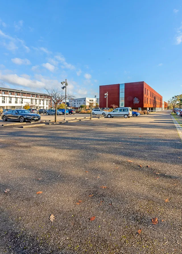 Photo du parking de la Clinique du Sport