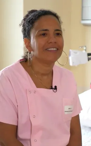 Caroline, sage-femme