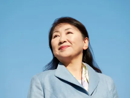 Chirurgie Gynécologique - Femme ménauposée - ILLUSTRATION