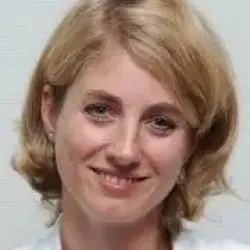 Photo of practitioner