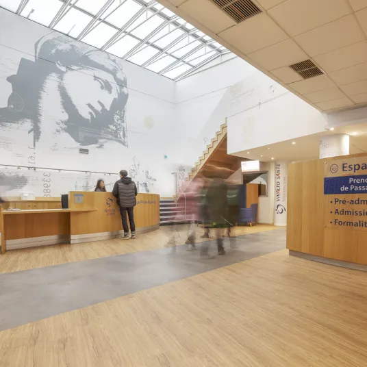 hall d'accueil clinique de l'Europe