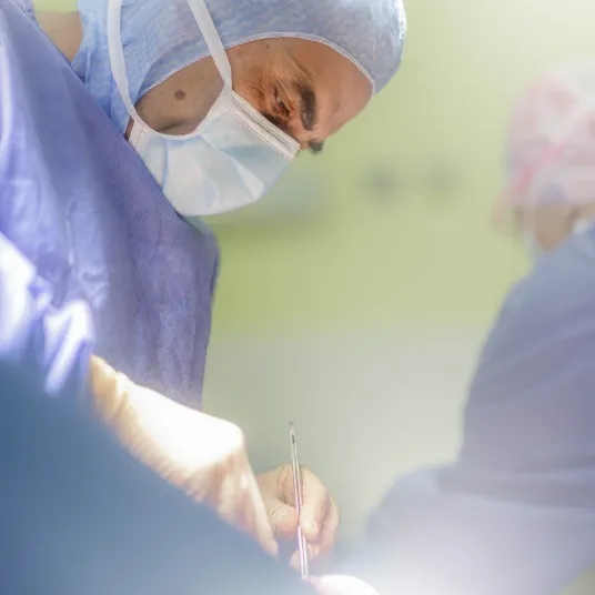 Chirurgien orthopédique