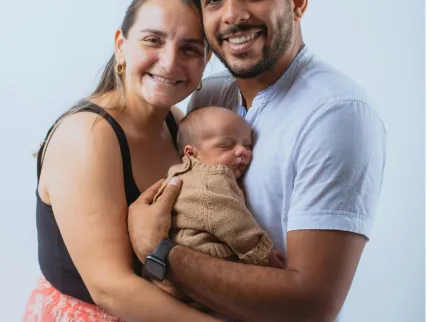 nouveau-né avec ses parents