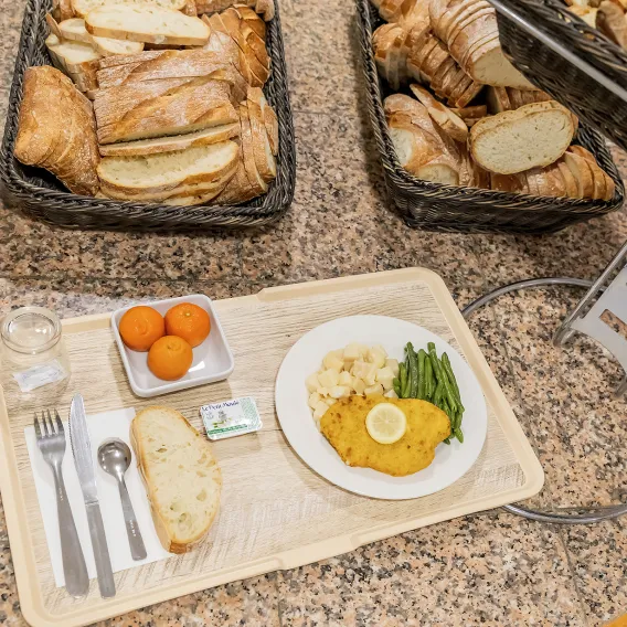 Plateau repas au Pôle Santé Léonard de Vinci