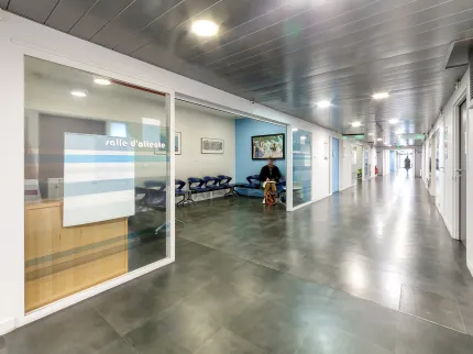 Salle d'attente de la Polyclinique Lyon Nord