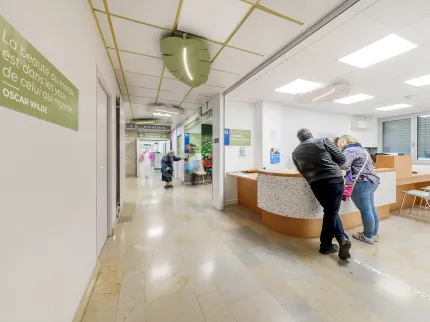 patients à l'accueil du service ambulatoire de la Polyclinique Lyon Nord