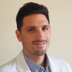 Photo of practitioner