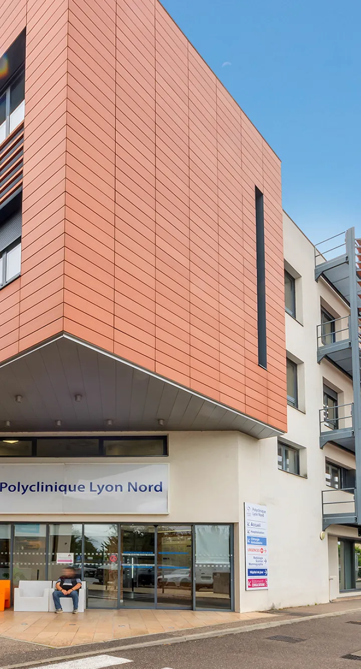 Entrée principale de la Polyclinique Lyon Nord