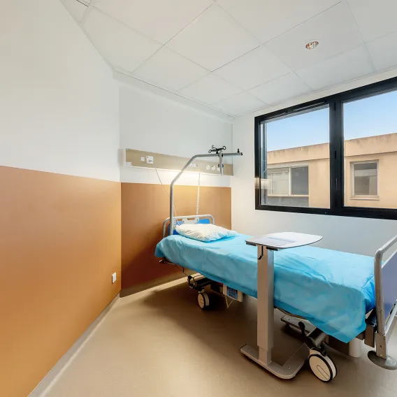 Chambre particulière dans le service ambulatoire de la Polyclinique Lyon Nord