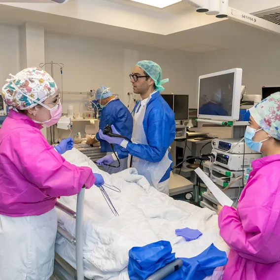 Intervention au bloc endoscopie à la Polyclinique Lyon Nord