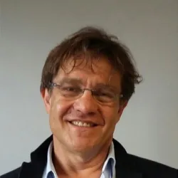 Photo of practitioner