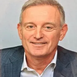 Photo of practitioner