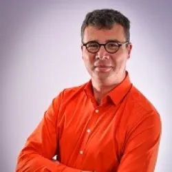 Photo of practitioner