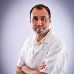 Photo of practitioner