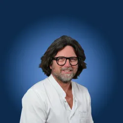 Photo of practitioner