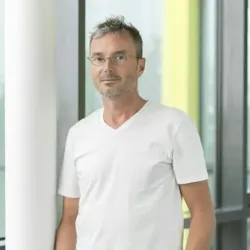 Photo of practitioner