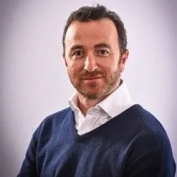 Photo of practitioner