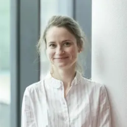 Photo of practitioner