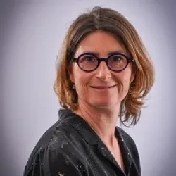 Photo of practitioner