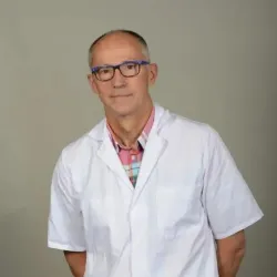 Photo of practitioner