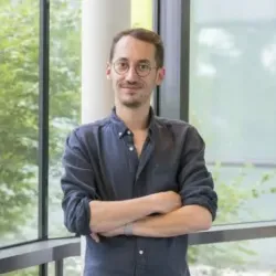 Photo of practitioner