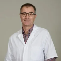 Photo of practitioner