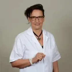 Photo of practitioner