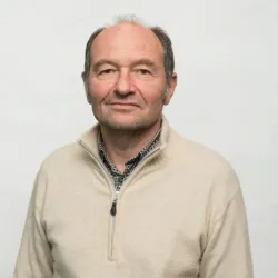 Photo of practitioner