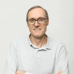 Photo of practitioner