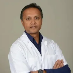 Photo of practitioner