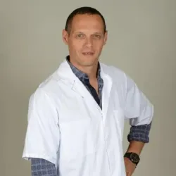 Photo of practitioner