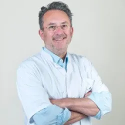 Photo of practitioner