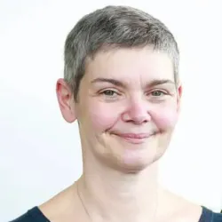 Photo of practitioner