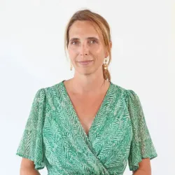 Photo of practitioner