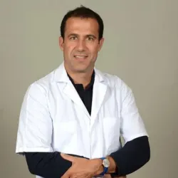 Photo of practitioner