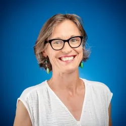Photo of practitioner