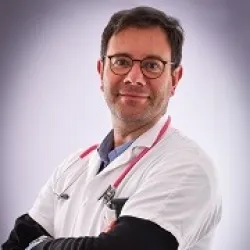 Photo of practitioner