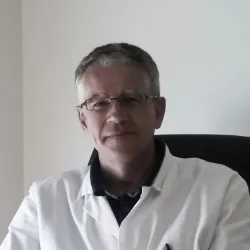 Photo of practitioner