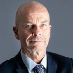 Photo of practitioner