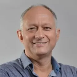 Photo of practitioner