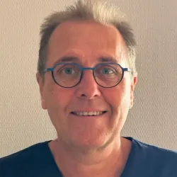 Photo of practitioner