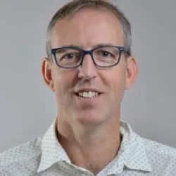 Photo of practitioner