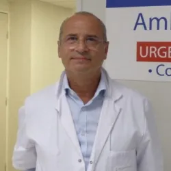 Photo of practitioner