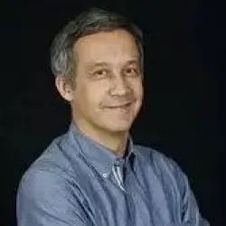 Photo of practitioner