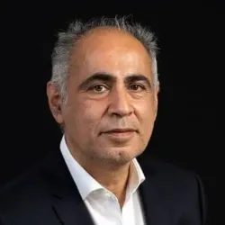 Photo of practitioner