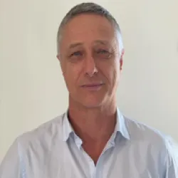 Photo of practitioner